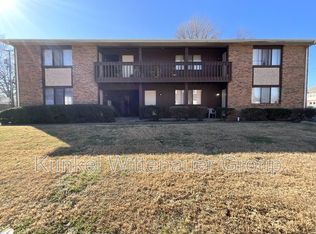 9519 W Main St Unit 1, Belleville, IL 62223