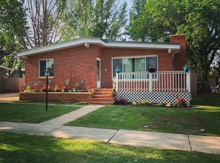 624 24th Ave NW, Minot, ND 58703