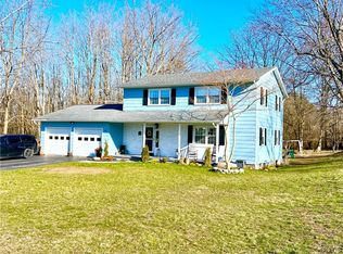 62 Perry Hill Rd, Oswego, NY 13126