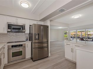 2217 NE 20th Ave, Wilton Manors, FL 33305