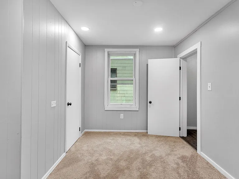 5419 Potter St — Photo 17