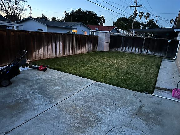 3rd image of 5233 Pharlap Ave