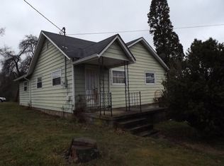 229 Hollywood Dr, Beckley, WV 25801