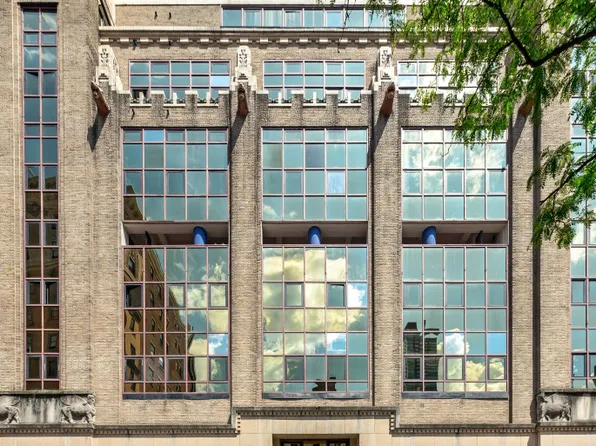 135 West 70th Street 8A image 13 of 13
