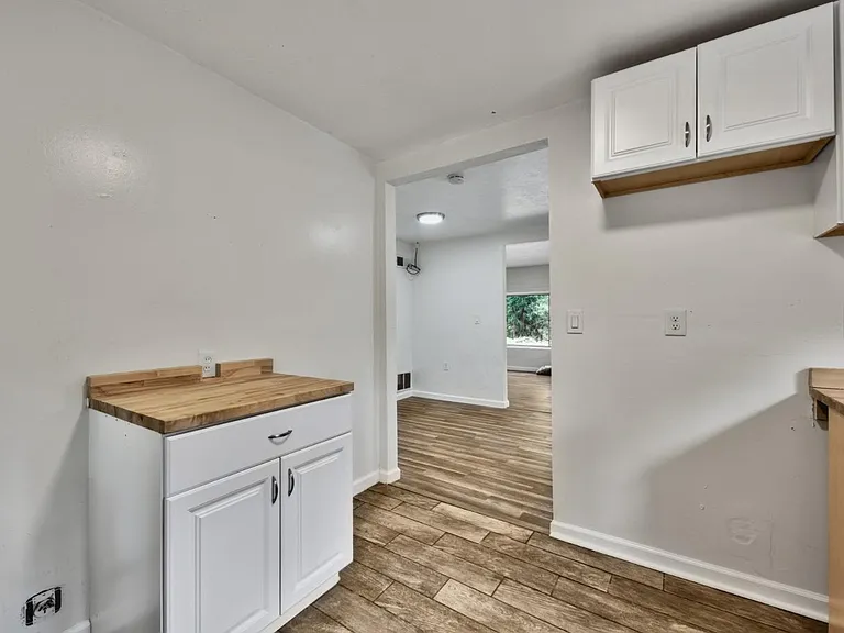 5600 Pony Express Ct — Photo 10