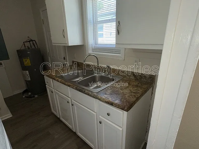 4537 Fletcher Ave — Photo 7