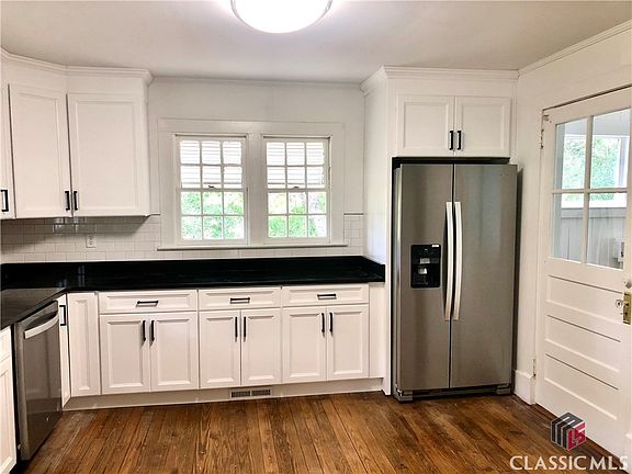 4th image of 1740 E Broad Street