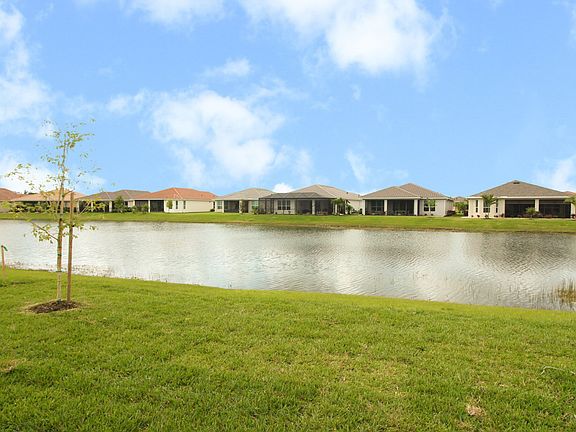 5th image of 9516 SW Royal Poinciana Dr