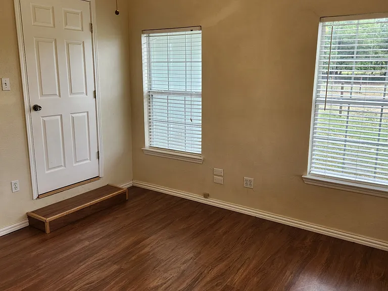9517 County Road 419 — Photo 9