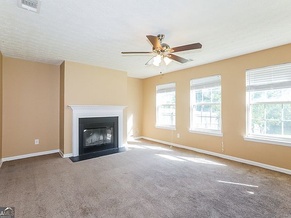 4th image of 632 Stonecrest Dr