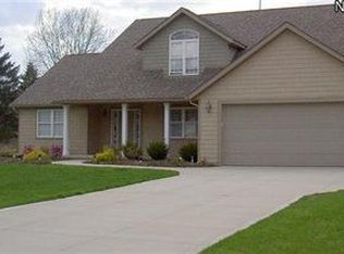 3923 Selnik Rd, Kent, OH 44240