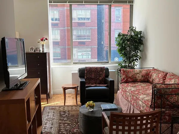 1500 Lexington Ave, New York, NY