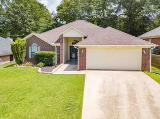 1280 Brandywine Dr, Longview, TX 75601