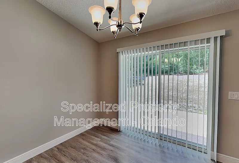 4 bed, 2.0 bath, 1636 sqft, $1,699 — Photo 3