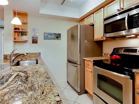 4th image of 445 S Palm Ave APT 3