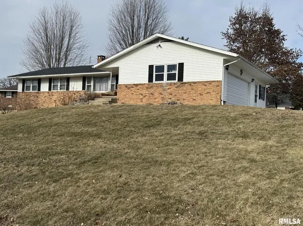 1019 Tonti Rd, Toulon, IL 61483