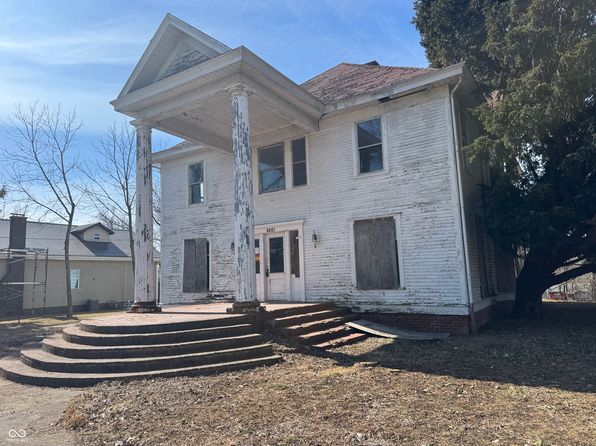 1359 N Jefferson St, Montezuma, IN 47862