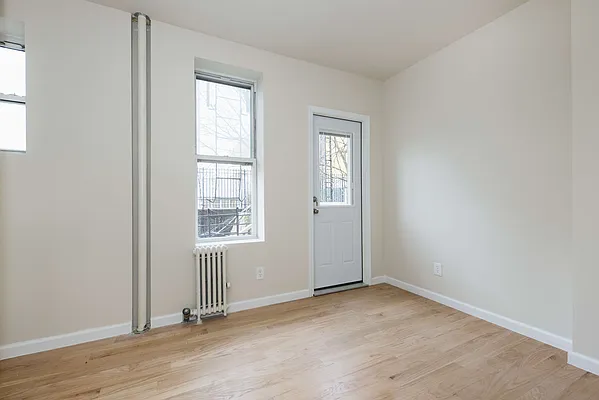 Rented by Bold New York | media 23