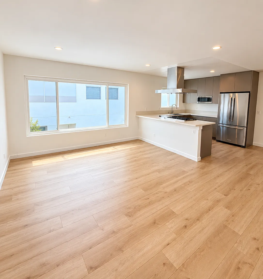 2 bed, $4,950 — Photo 1