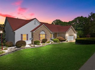 10007 Waterford Dr, Hillsboro, MO 63050