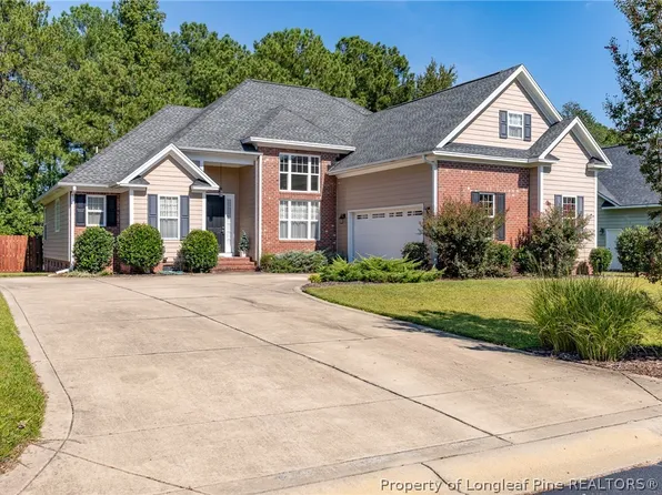 3824 Doon Valley Dr, Fayetteville, NC 28306