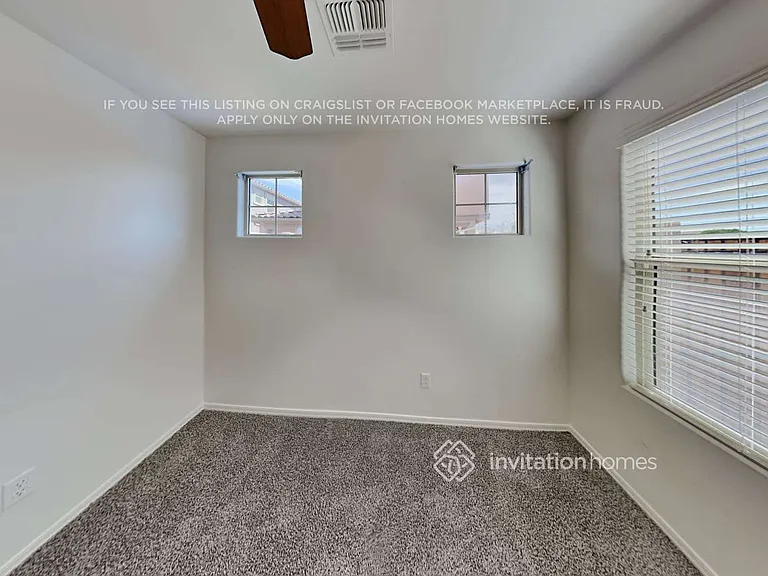 496 N Ranger Trl — Photo 12
