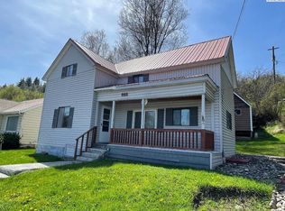 902 S Middle St, Colfax, WA 99111