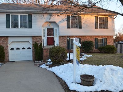 14723 Jarnigan St, Centreville, VA, 20120