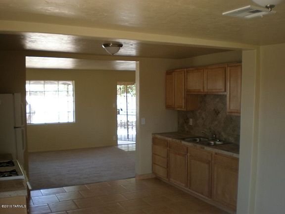 2nd image of 4725 S 13th Ave