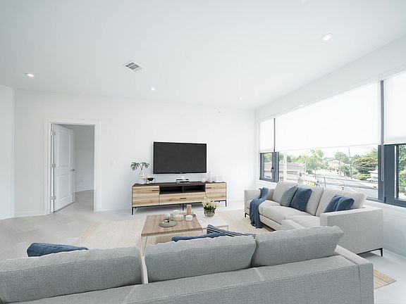 OVERSIZE WINDOWS WITH SHADES INCLUDED