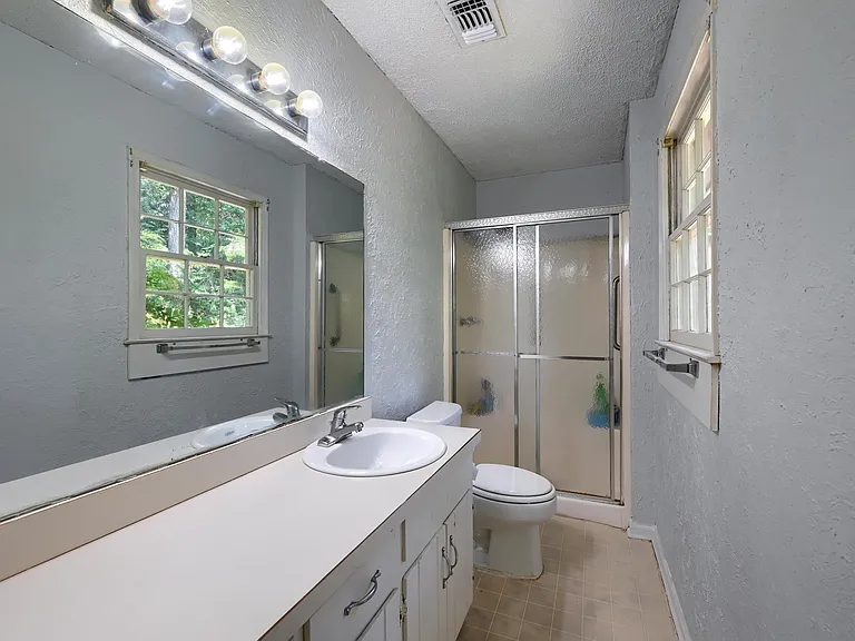 509 River Lakeside Ln — Photo 12