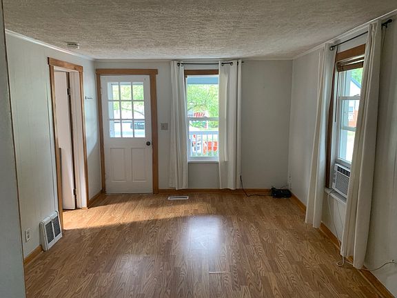 3rd image of 1018 Tisdale Ave