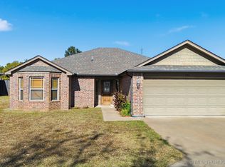 233 Murray Pl, Mannford, OK 74044