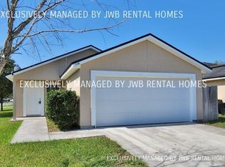 5766 Village Pond Cir, Jacksonville, FL 32222
