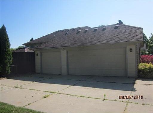 2nd image of 37546 Dale Dr