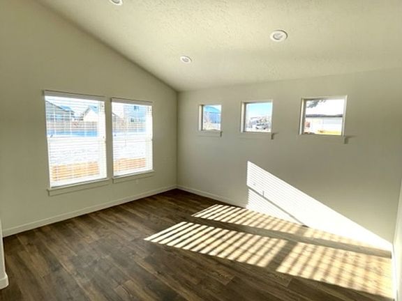 2nd image of 957 NW Upas Ave