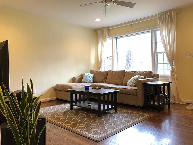 1676 Bristol Dr NE — Photo 7