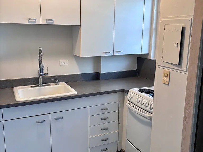 2118 Kuhio Ave #603 — Photo 19