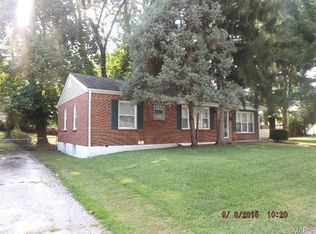 996 Riverview Blvd, Saint Louis, MO