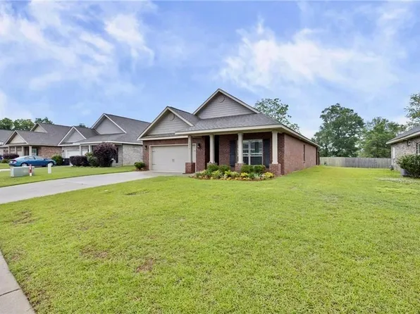 1371 Rosefield Dr E, Mobile, AL 36695