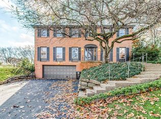 9678 Canterbury Dr, Allison Park, PA 15101