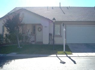 807 Hunters Ridge Way, North Las Vegas, NV 89032