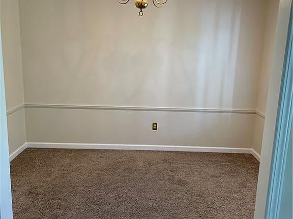 4th image of 2500 Cajun Dr