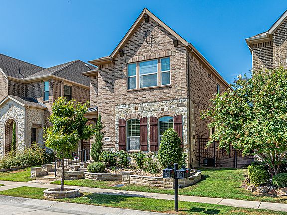 3rd image of 6769 E Prospect Way