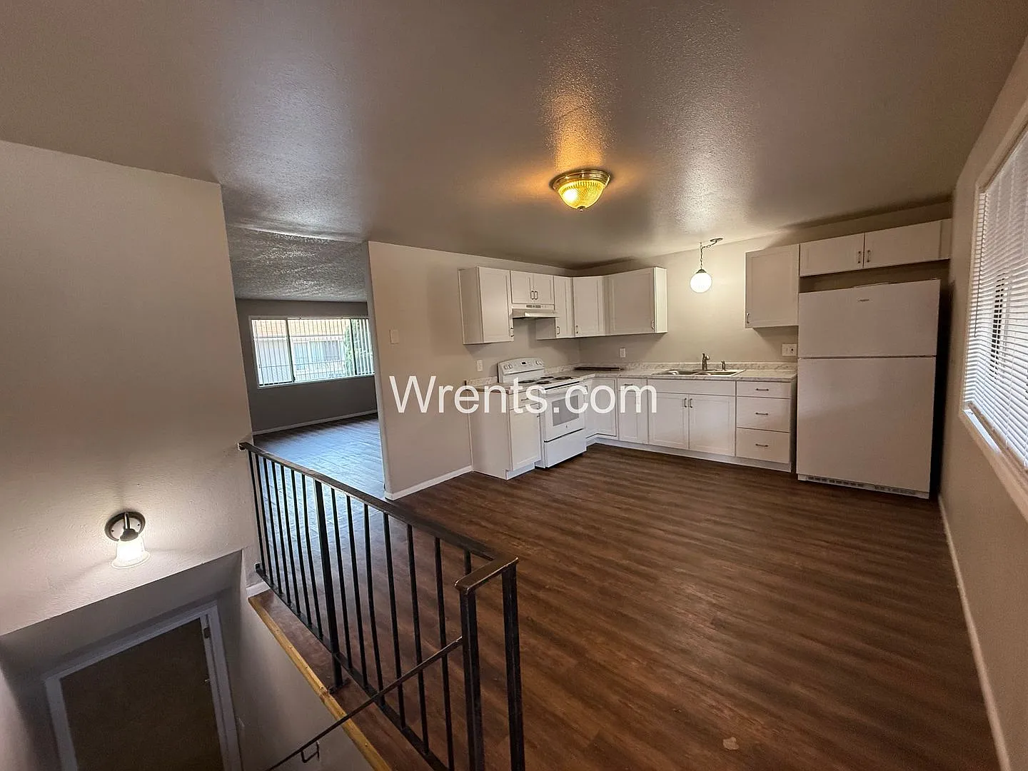 2318-2320 E Dalke Ave Owner selling — Photo 3