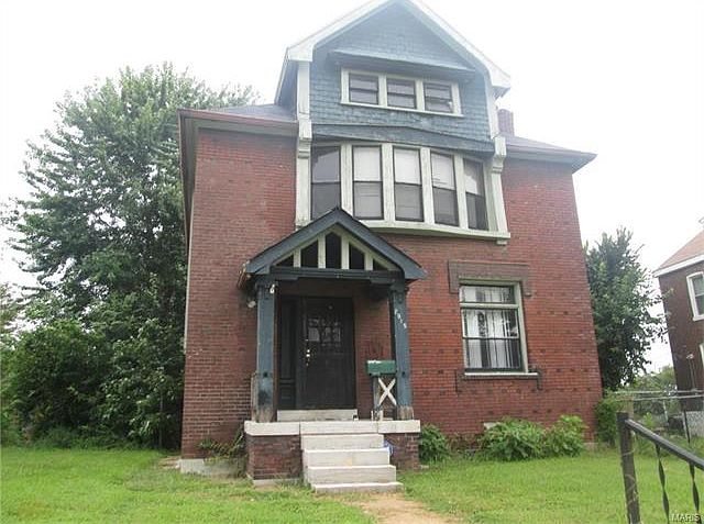 1st image of 2915 N Taylor Ave