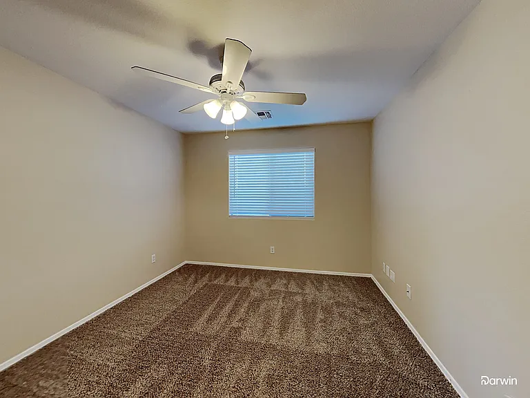 17472 W Watson Ln — Photo 15