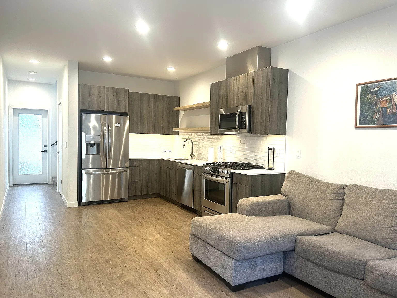 2 bed, 1190 sqft, $2,900 — Photo 4