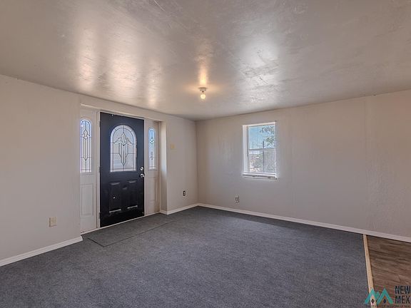 3rd image of 304 N Walnut St