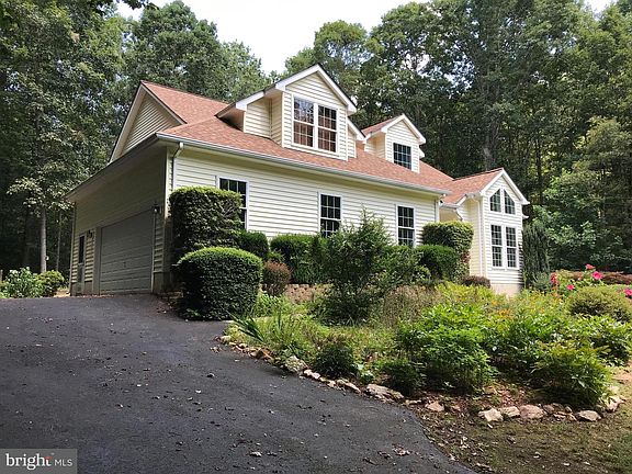 3rd image of 4178 Lindsay Ct
